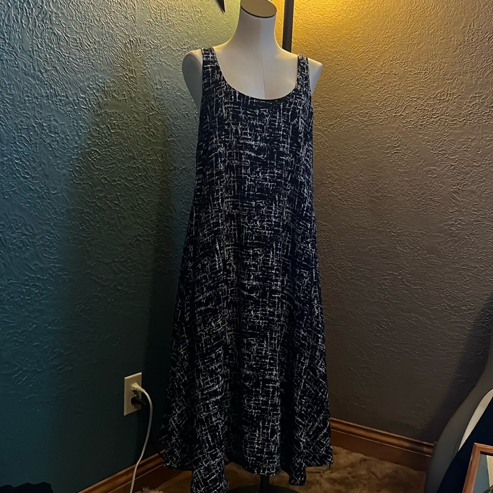 This dress is very flowy